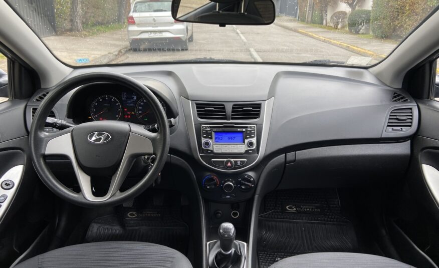 Hyundai Accent MT 2015