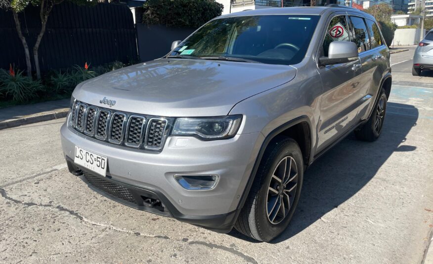 Jeep Grand Cherokee 4×4 laredo 2020