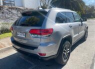 Jeep Grand Cherokee 4×4 laredo 2020