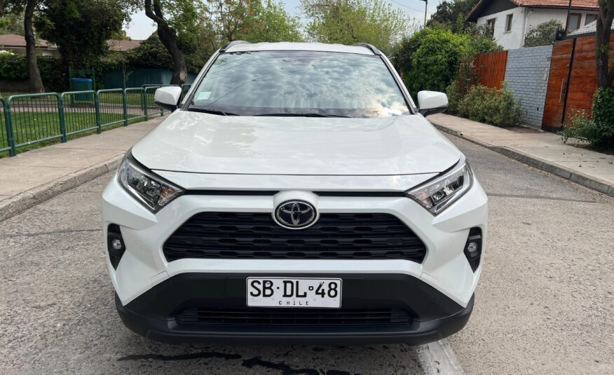 Toyota Rav4 LE AT 2022