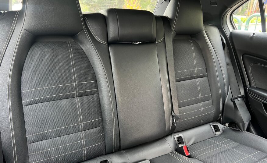 Mercedes Benz A200 1.6 2016