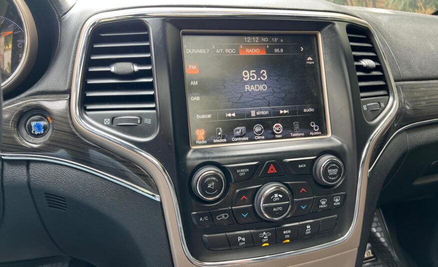 jeep Grand Cherokee Overland 2014