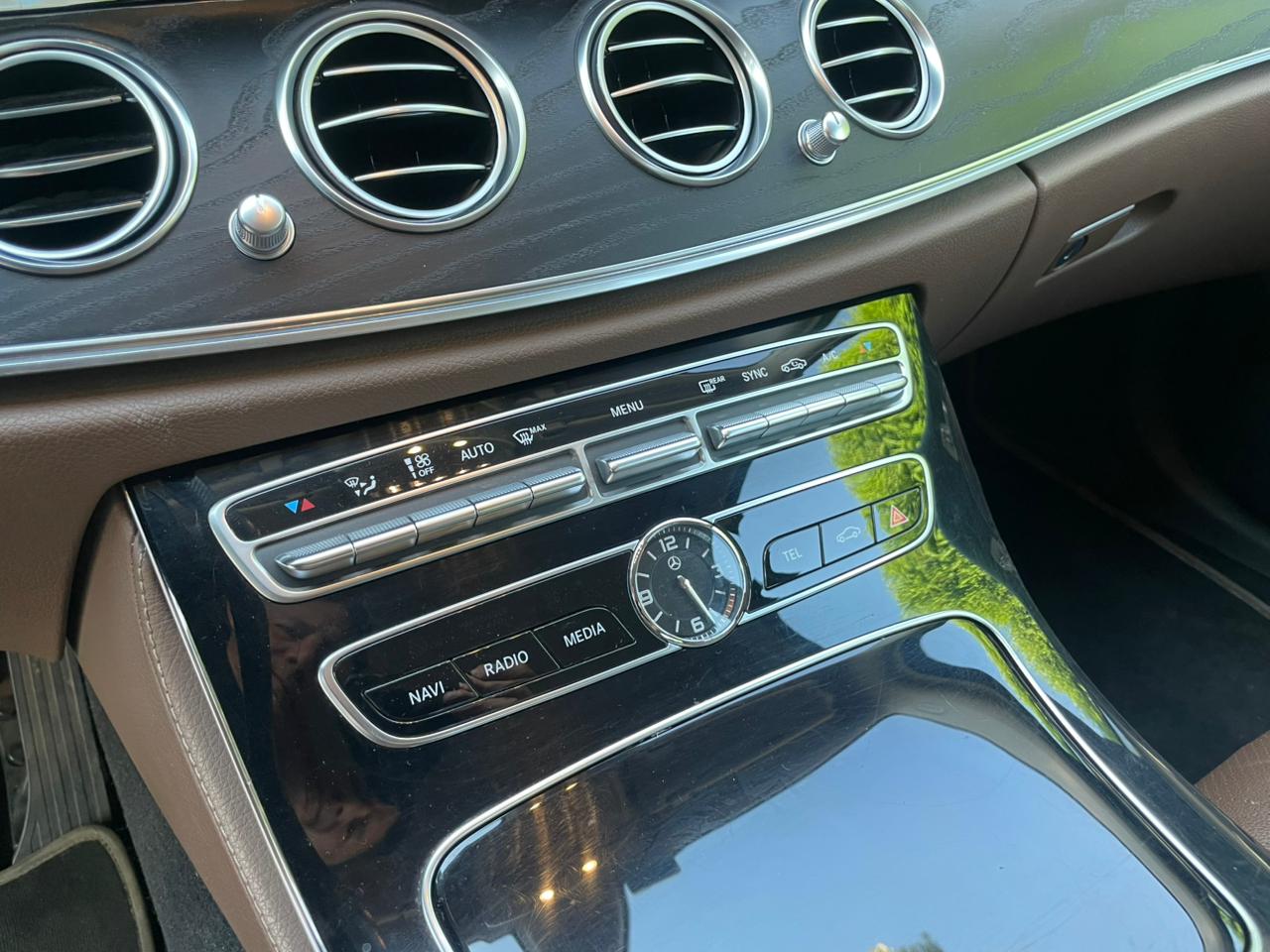 Mercedes Benz E200 2.0 2019